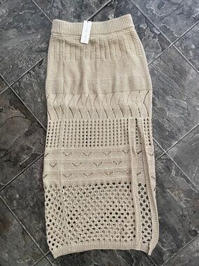 ⭐️NWT HUNTER & BROWN Boho Crochet Knit Neutral Oatmeal & Gold Sparkle Midi Skirt